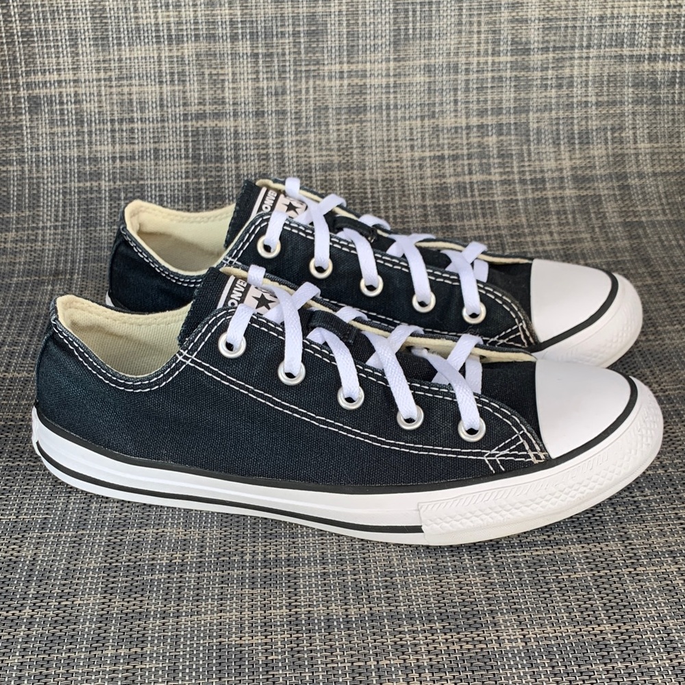 Converse Chuck Taylor All Star Low top Black Canvas Sneakers Shoes Youth Size 3